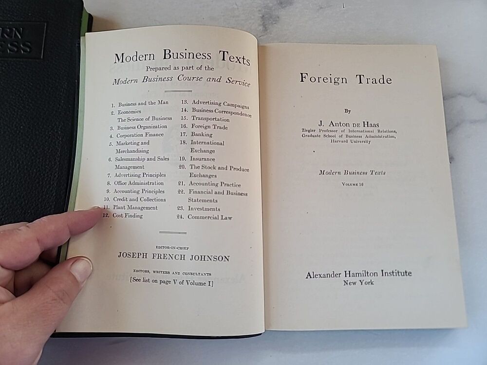 Alexander Hamilton Institute Book Lot, Incomplete - Picture 9 of 10